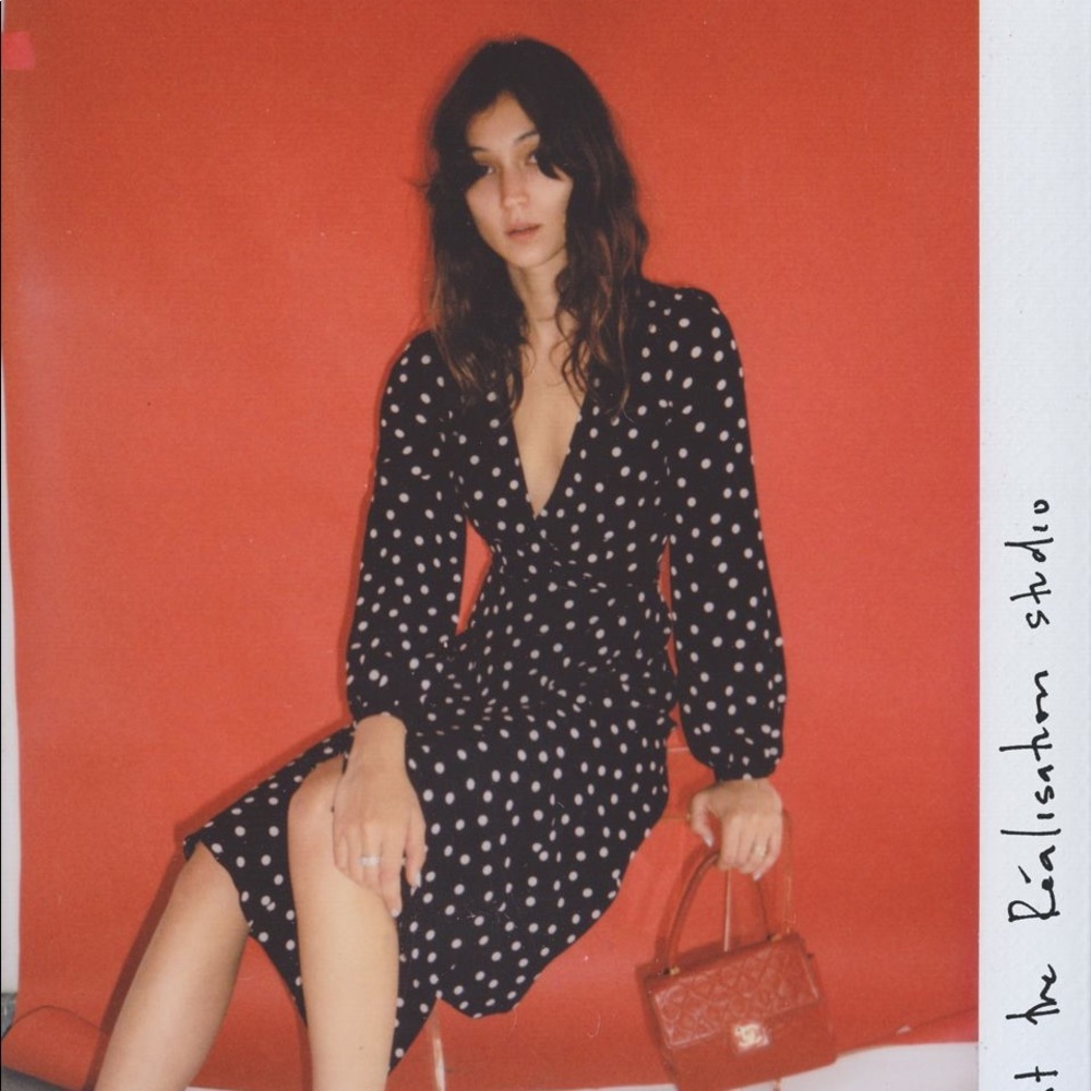 RÈALISATION PAR Violette Dress
